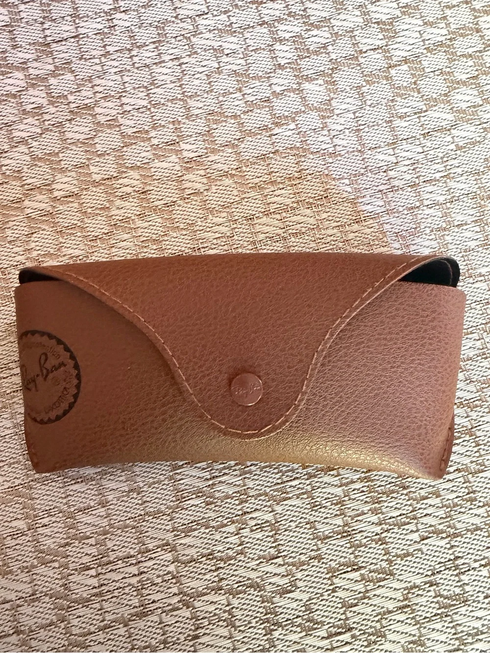 Ray-Ban sunglasses  case brown